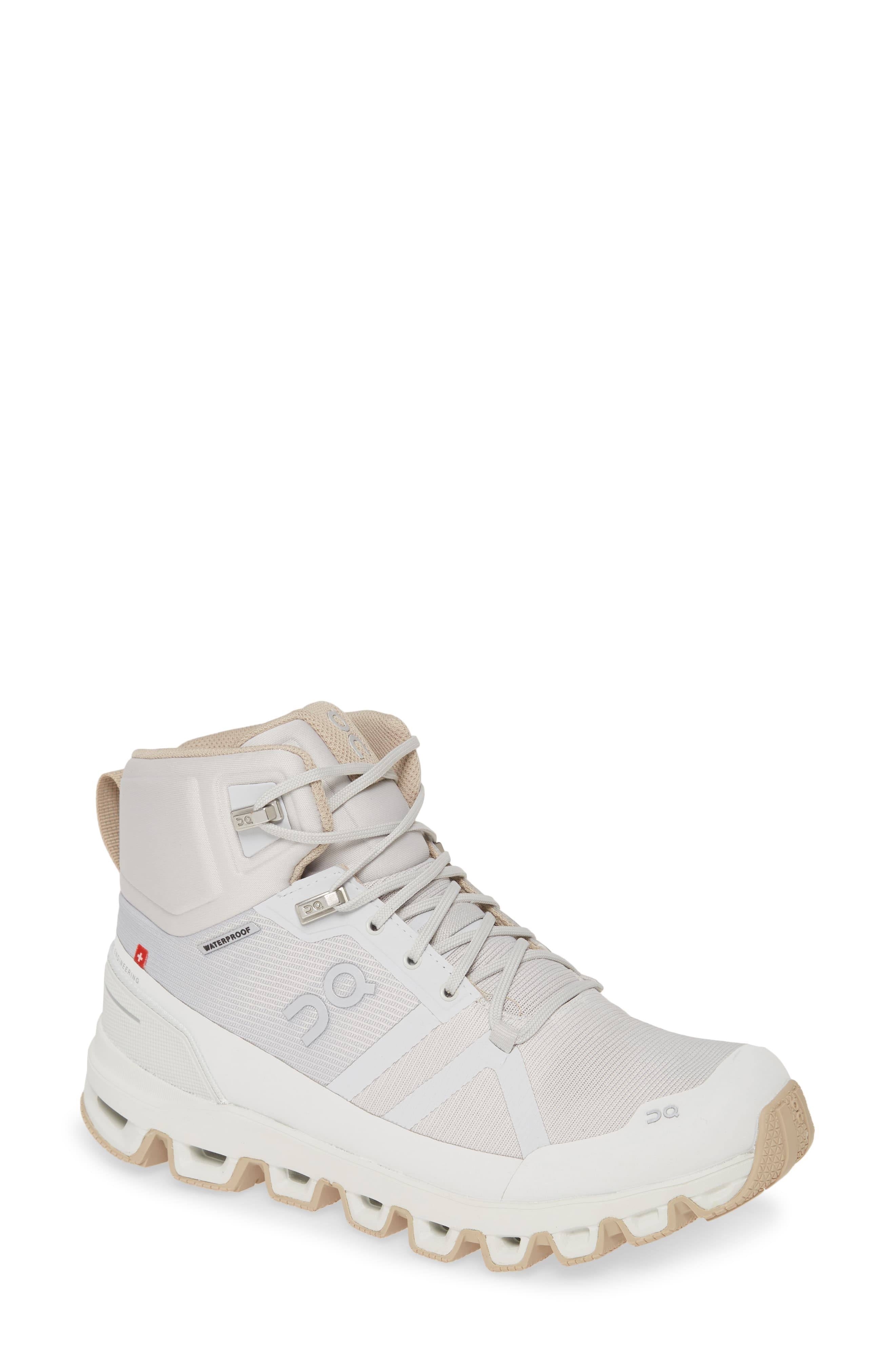 Glacier/Sand Waterproof Boots O833