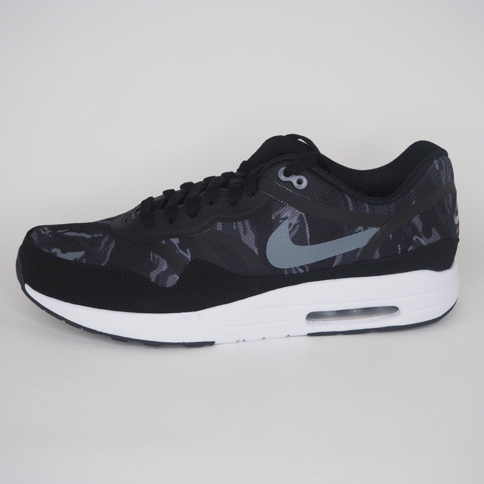 Black Camo Athletic Shoes Size 10 C240