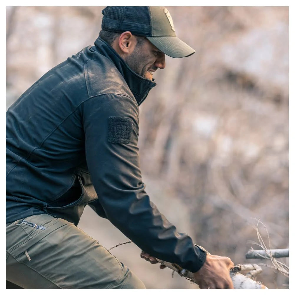 Black Large Softshell A1908