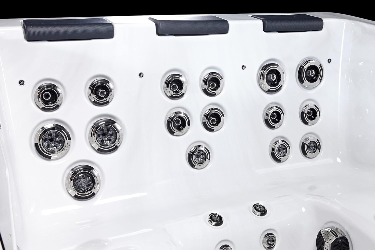 6 Person Portable Outdoor Spa with 44 Jets F325