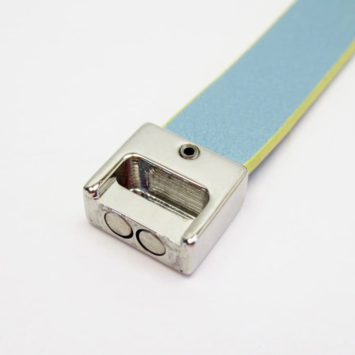 Blue x Yellow Silver Pearl White Leather Metal Choker J349870