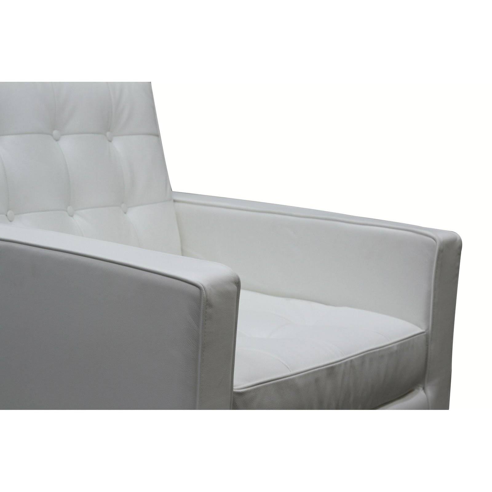 White Leather Armchair Q44948