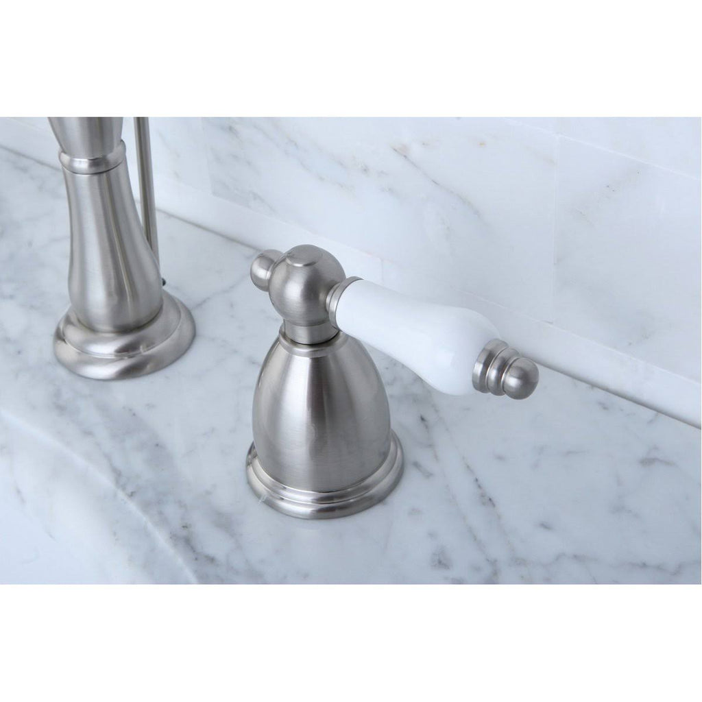 Polished Brass Widespread Bathroom Faucet O5608