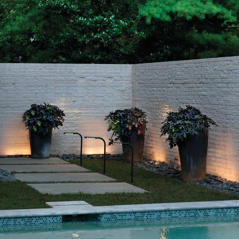 Bronze Landscape Deck Light X7518